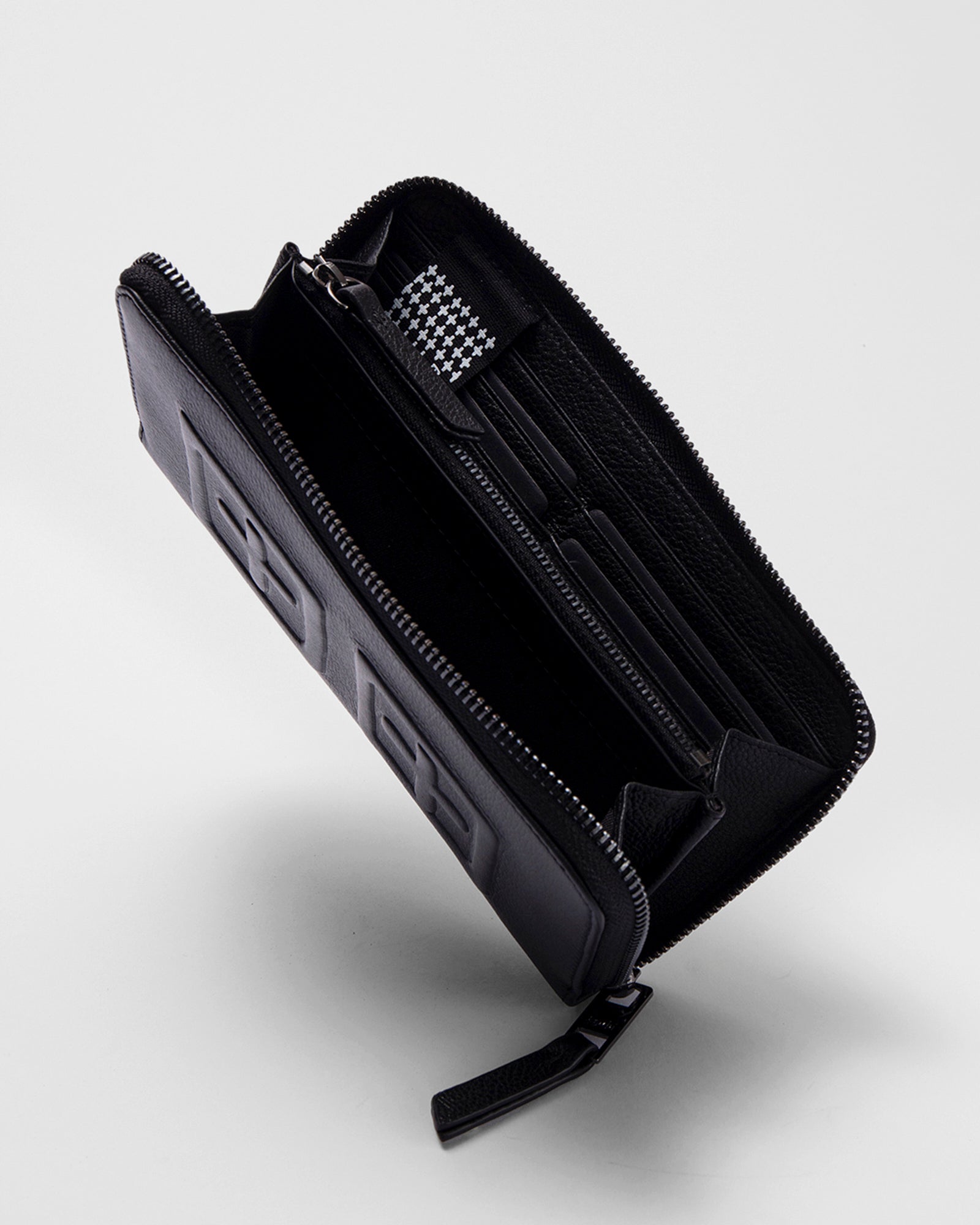 BANK ZIP WALLET TBOX BLACK - Image 4