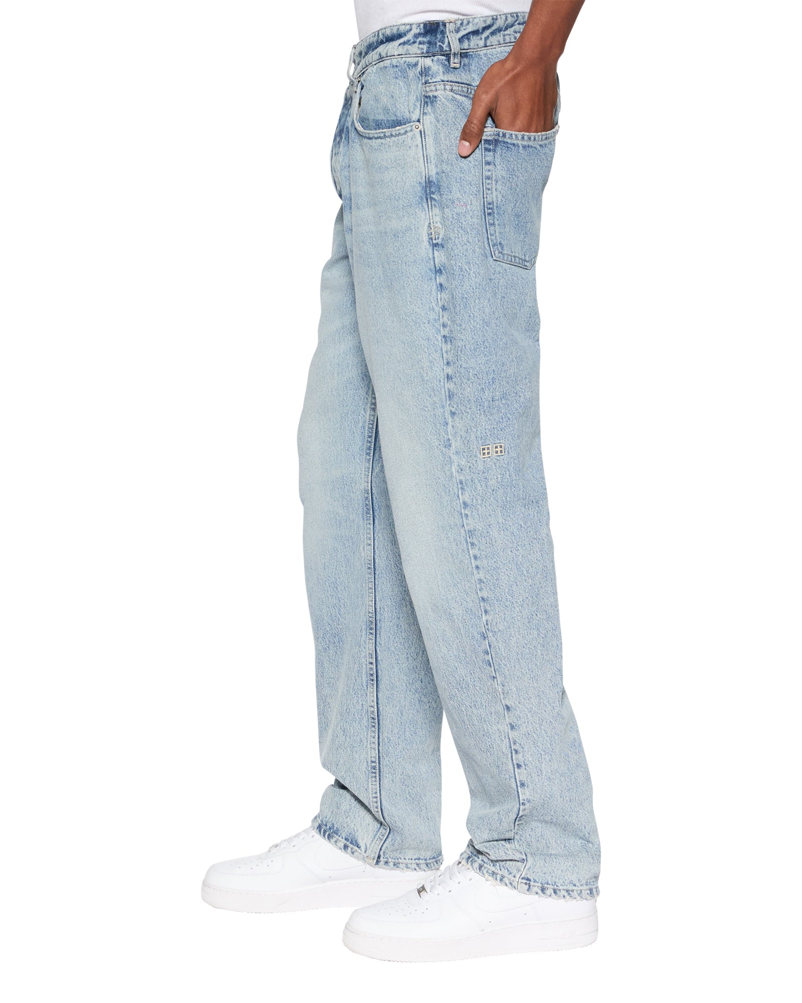 HAZLOW CHAMPAGNE - Image 3