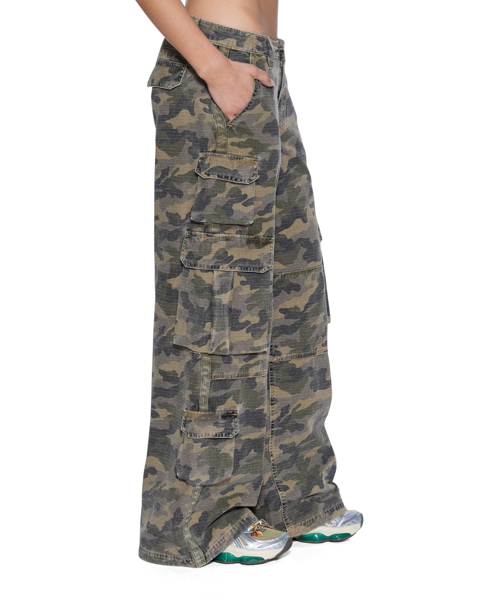 DROPOUT CARGO PANT CAMO - Image 2