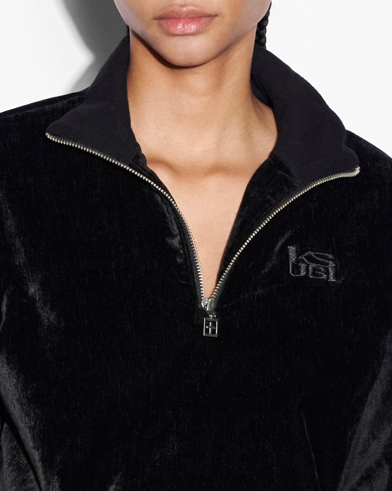 RICHIE HALF ZIP CROP BLACK - Image 6