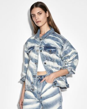 Oversized Jacket Strokes