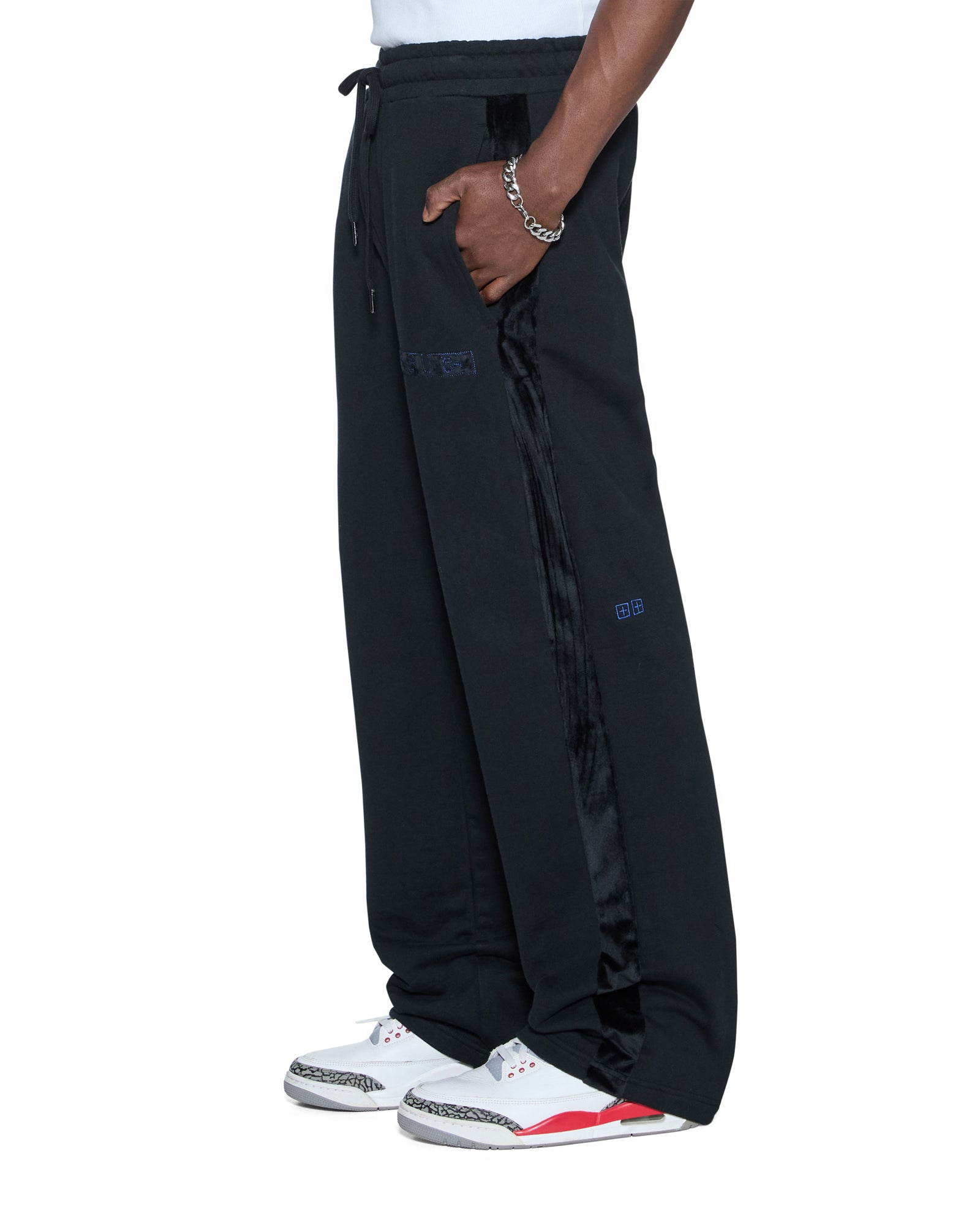 PANT_4X4REVAMPTRAKPANTBLACK_741_2048x.jpg