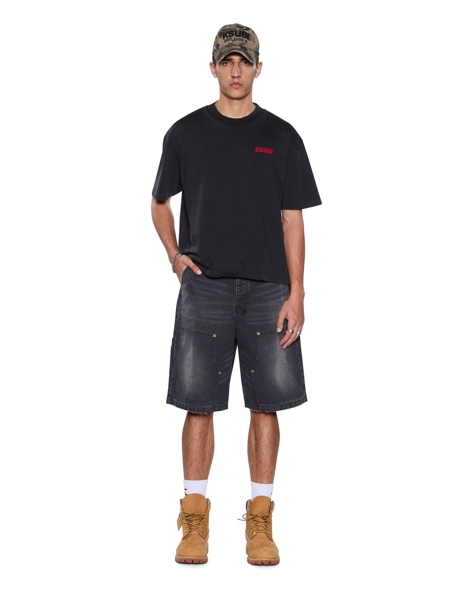 T-SHIRT_MEKANIKHALENSSTECHARCLRED_283_2048x.jpg