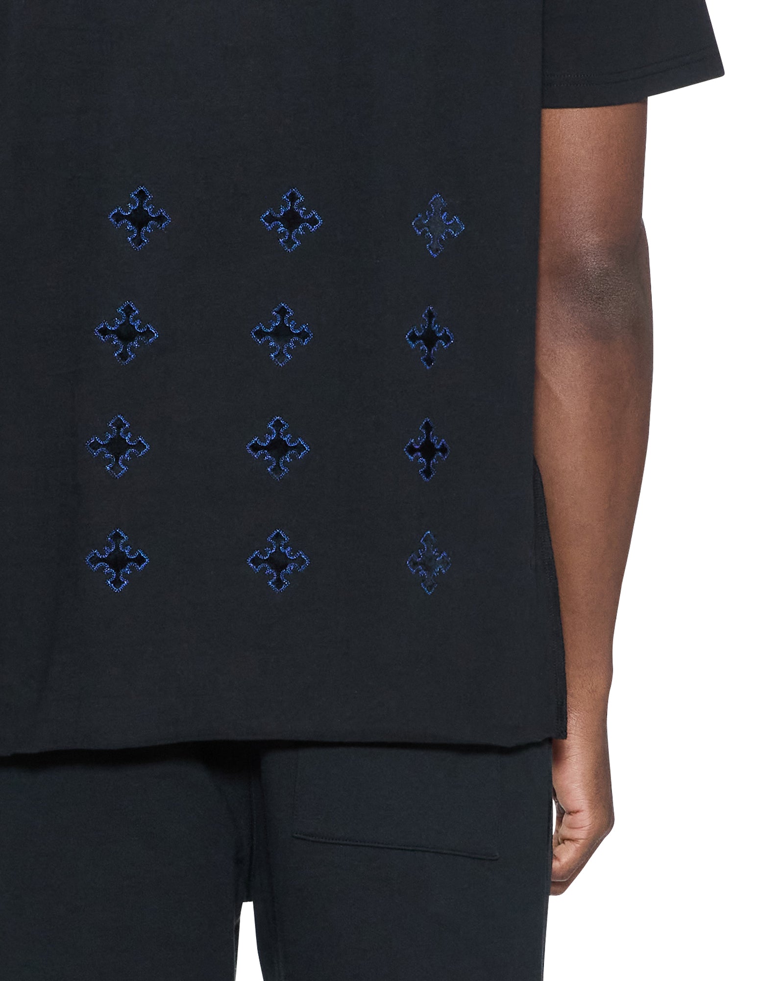 TEE_4X4REVAMPBIGGIESSTEEBLACK_686_2048x.jpg